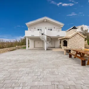 https://apartmani-opg-dragoslavic.hotelinzadar.com